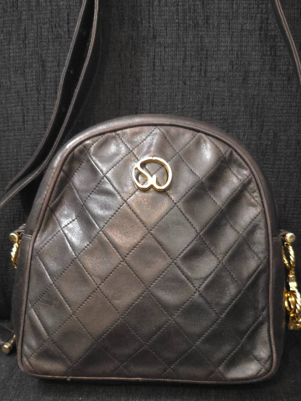 Vintage St. John Quilted Black Leather Shoulder Bag - Picture 2 of 11